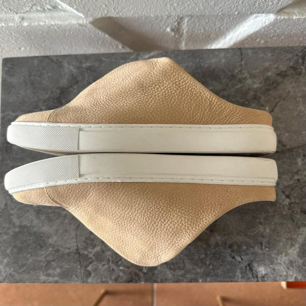 GENTLE SOULS by Kenneth Cole “Rory Ruffle Mule” - Picture 8 of 13